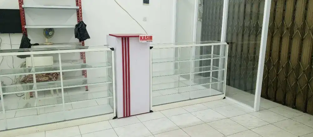 Etalase kaca + cash drawer
