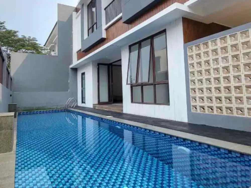 Dijual rumah  di kawasan Premium Bintaro cluster Fiore ada Kolam renang