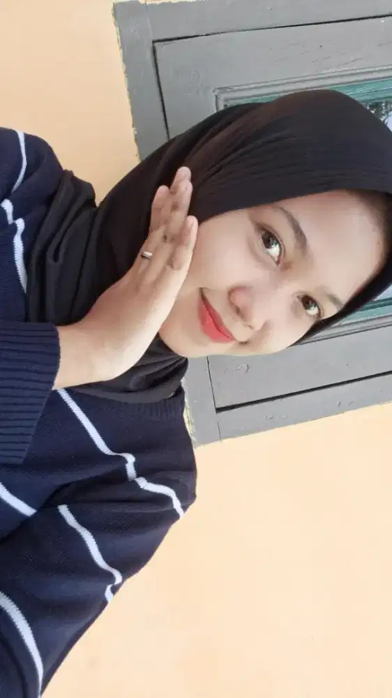 Info loker dong jaga stand atau konter paket pun gak papa