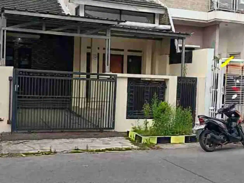 Dijual rumah siap huni row jalan lebar di Margahayu Raya