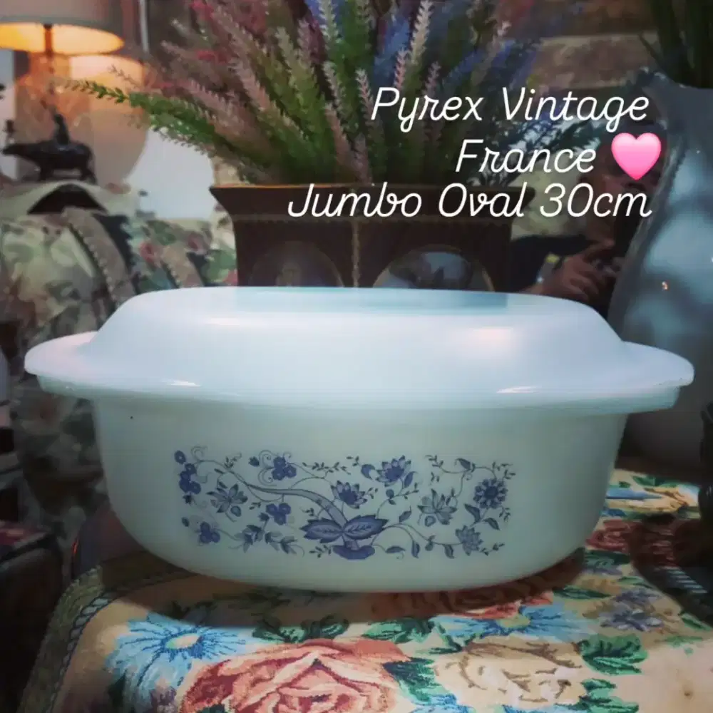 Pyrex  Vintage jumbo Eropa France oVal