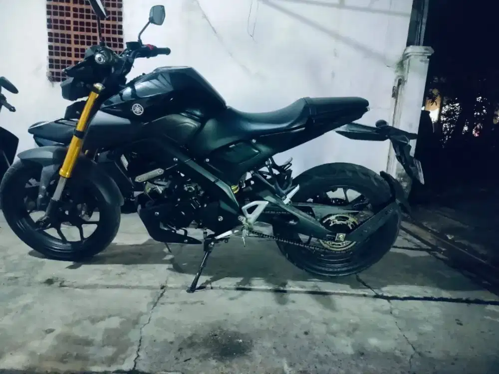 Di jual Yamaha MT15 th 2019