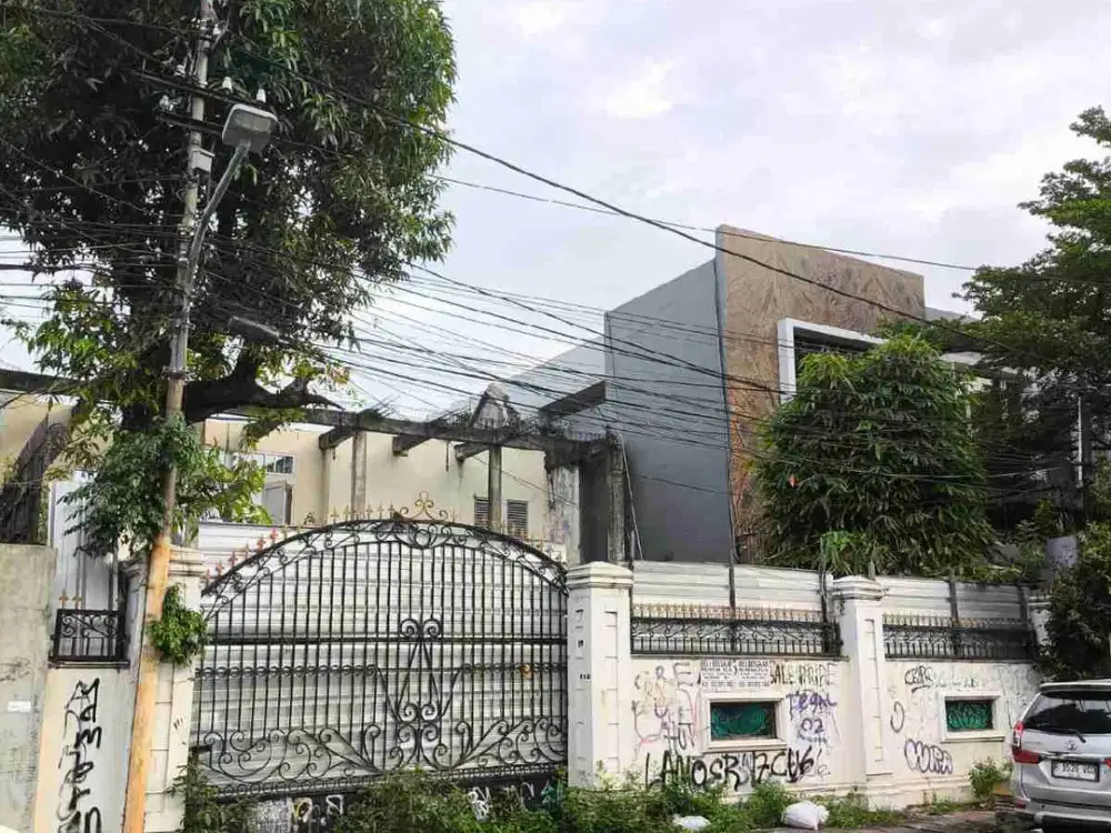 Rumah Tua Sindanglaya Menteng