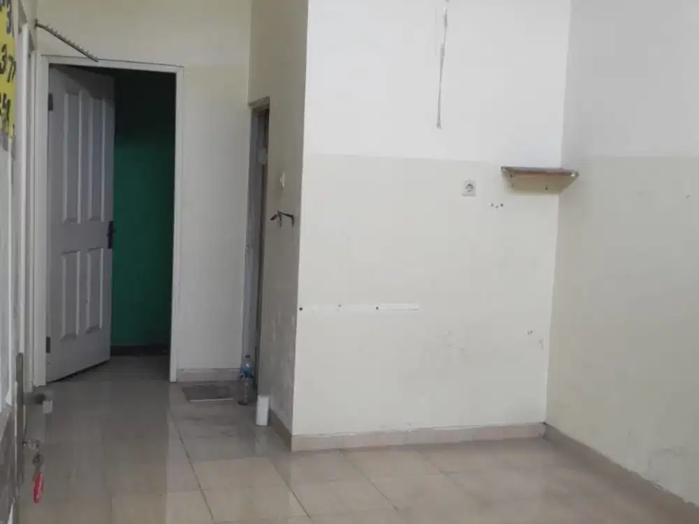 Dijual rumah  MURAH STRATEGIS boleh nego di griya medayu