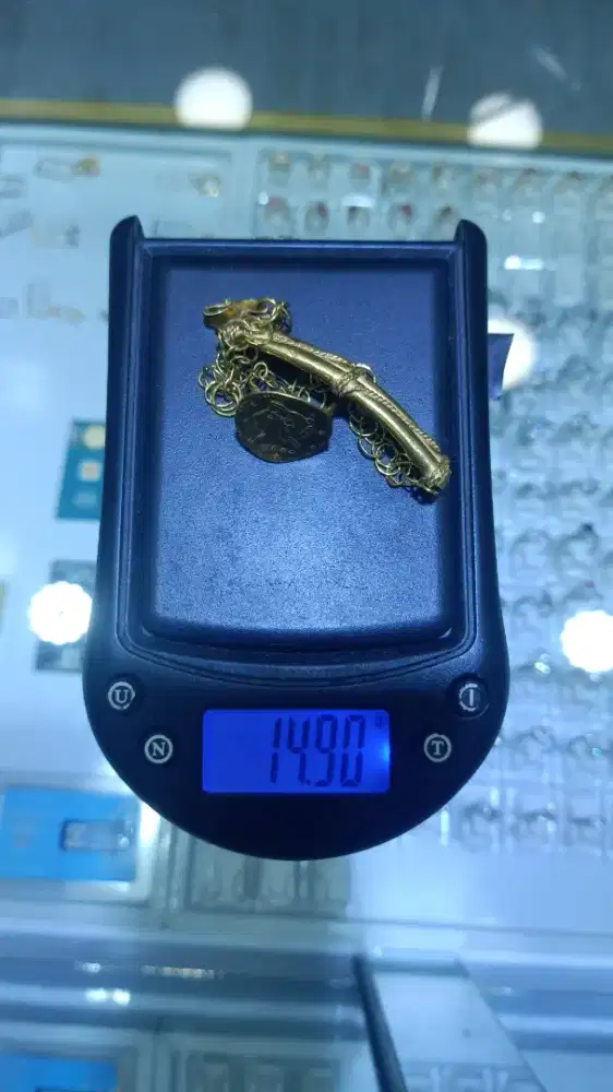 Terima Emas Dan Berlian