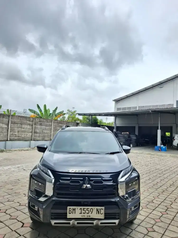 Xpander cross plus 2023 matic. Km 80rb