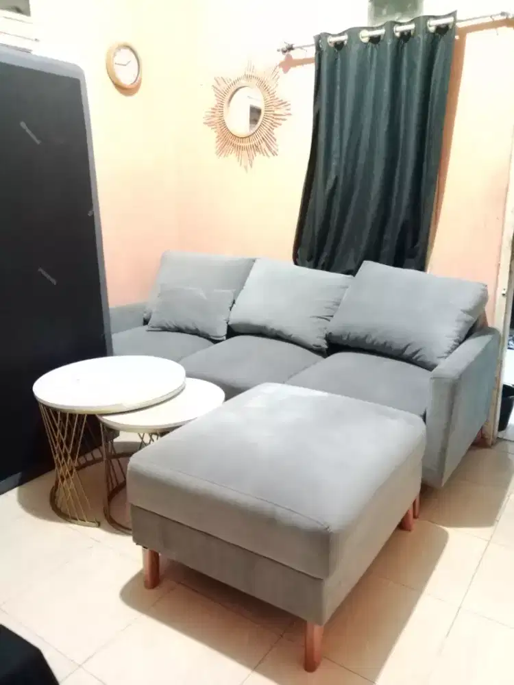 Jual sopa bantal besar 3 bantal kecil 2 sekalian jual meja