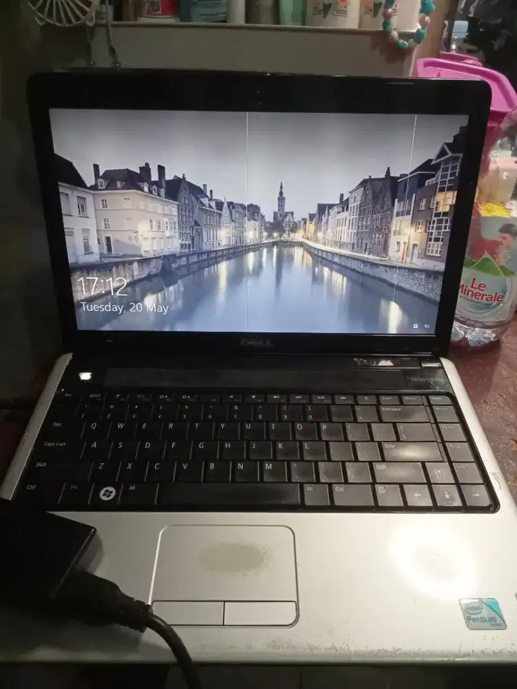 Laptop dan proyektor