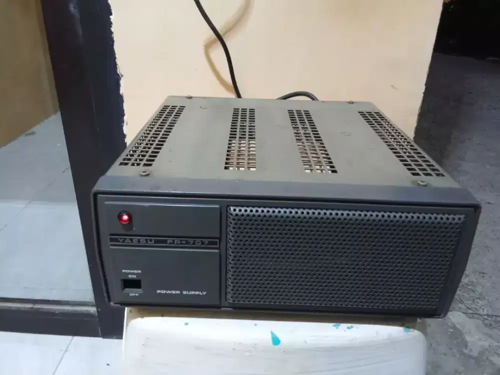 Power Supply Yaesu FP-707 Japan