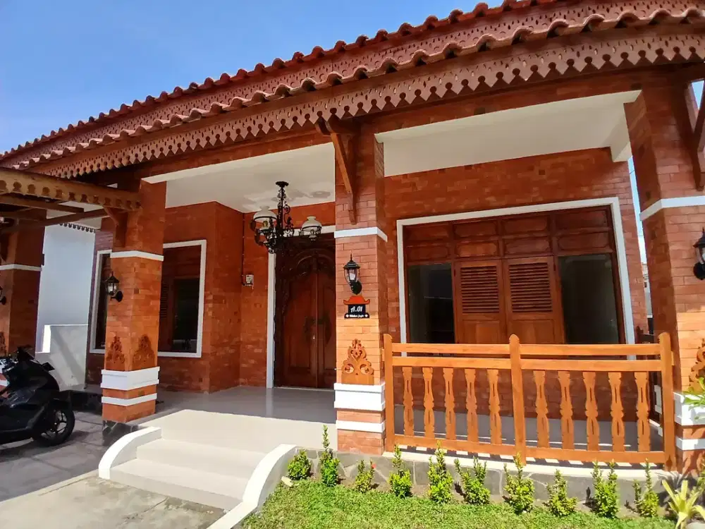 Rumah Sleman Konsep Joglo Semi Homestay, 1 Unit Terakhir!