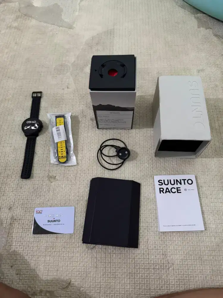 Jual suunto race all black sapphire