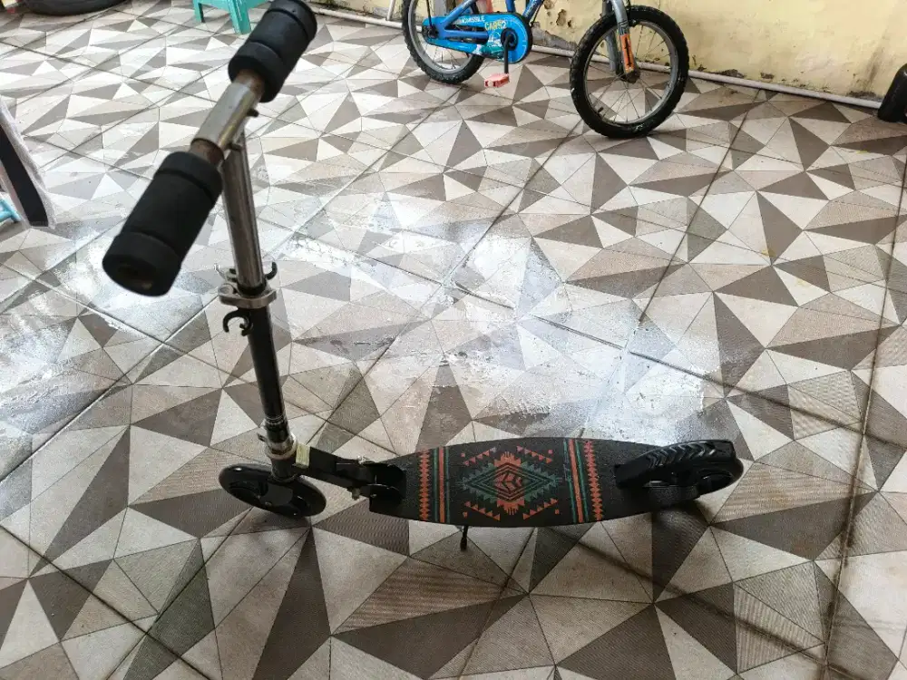 Skuter bekas. Kondisi masi bagus