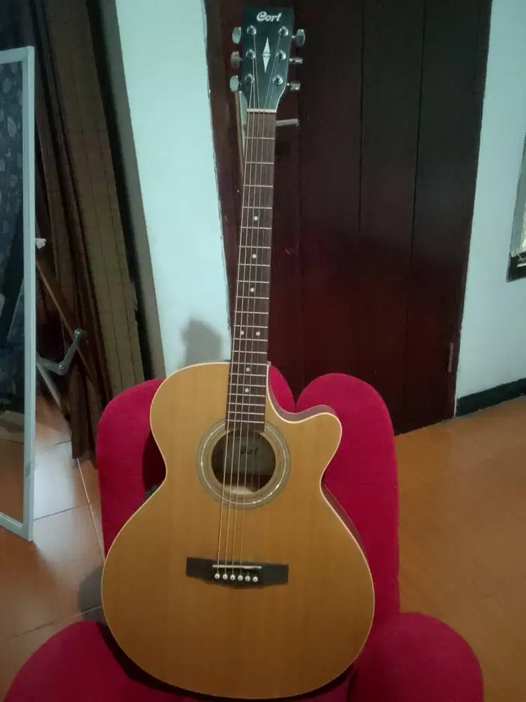 Jual Cepat Gitar Akustik Cort SFX ME OP Original