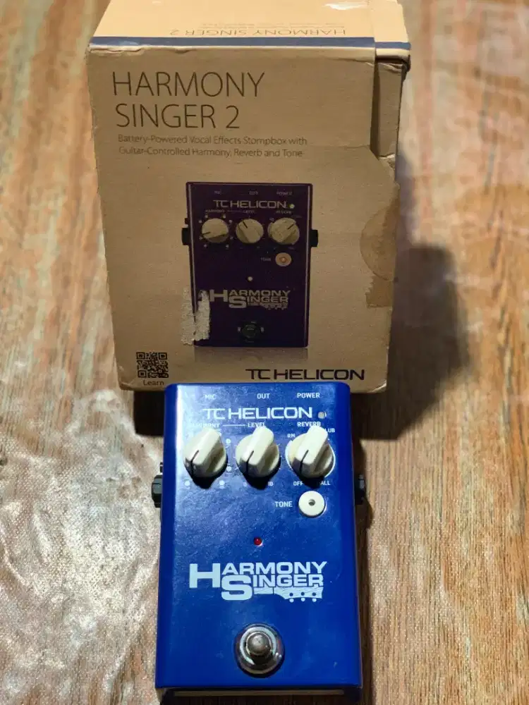 Pedal Mic & Gitar TC Helicon Harmony Singer