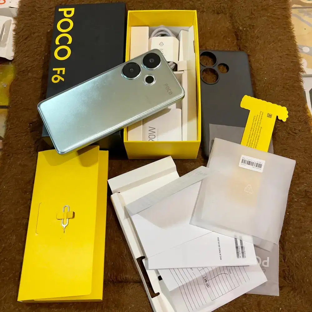 Xiaomi poco f6 ram 12 / 512 fullset original garansi