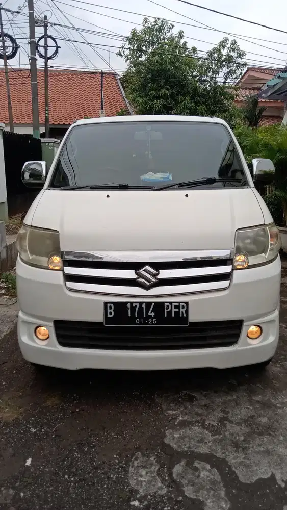 Suzuki APV 2010 Bensin