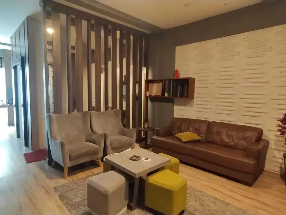 SEWA RUKO PROMENADE RAYA MERR FURNISHED DEKAT RUNGKUT