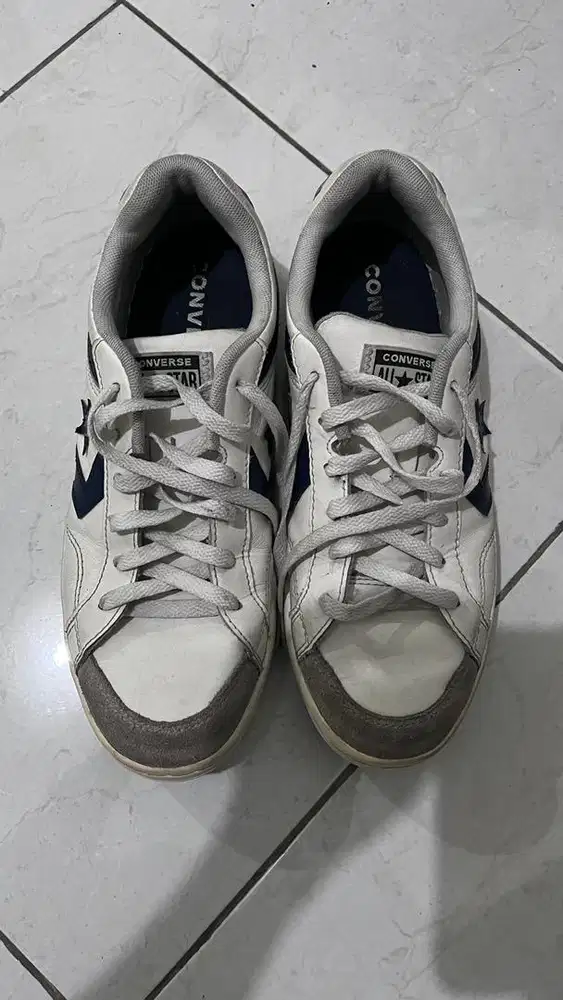 Sepatu converse original size 41