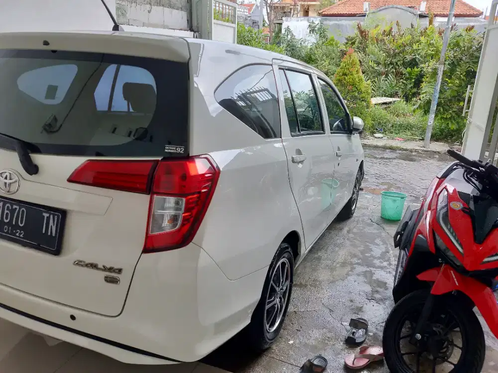 Sewa mobil rental mobil bulanan harian
