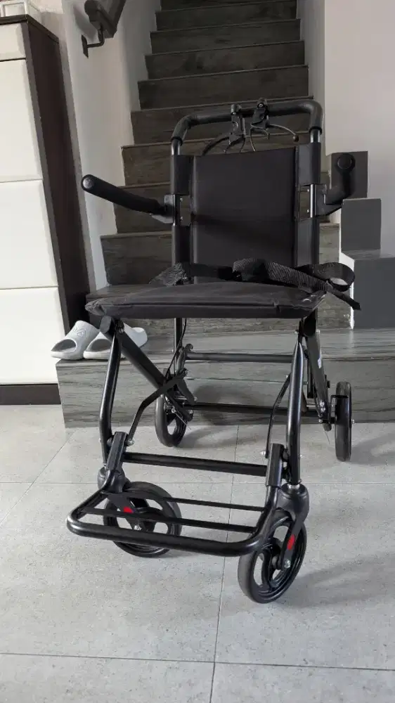 Kursi Roda Galena Portable Lipat