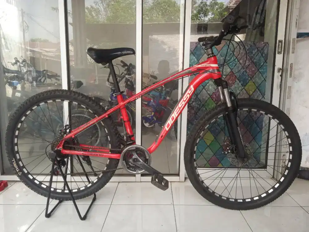 Sepeda gunung MTB alumunium