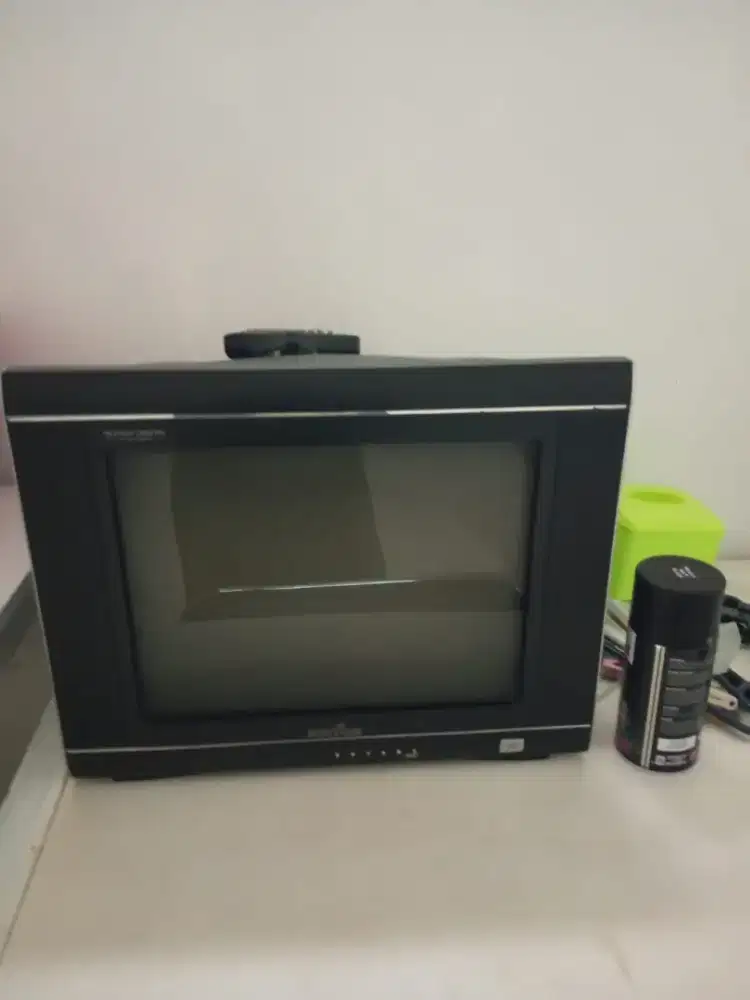 Dijual tv tabung 17 inchi