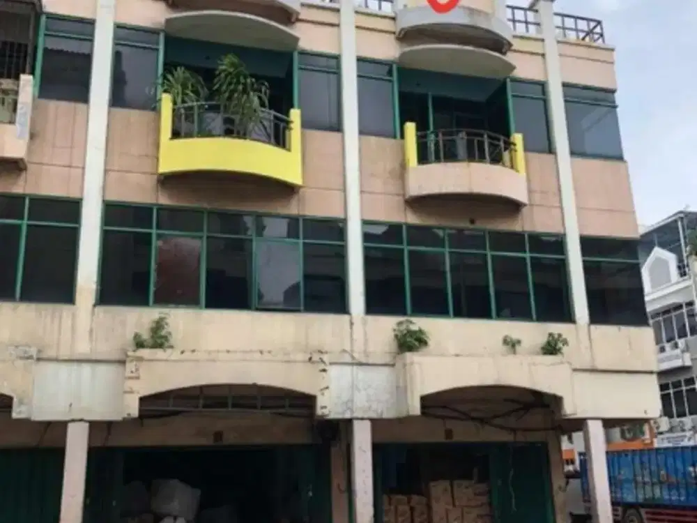 ruko pengampon square