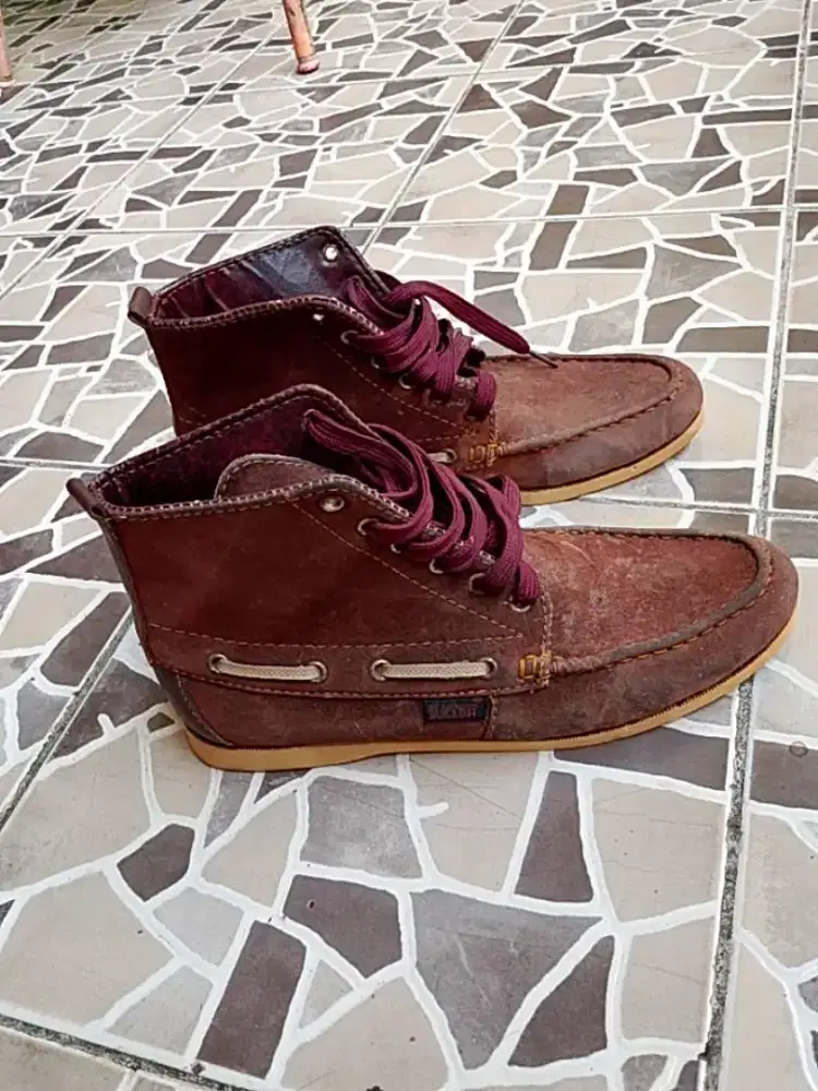 Jual sepatu santai cocok buat jalan