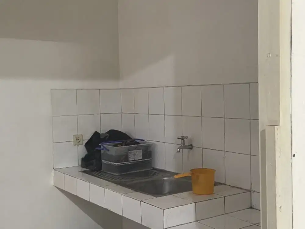 Disewakan Ruko Strategis di Sentra Onderdil BSD By Rumah Chinida