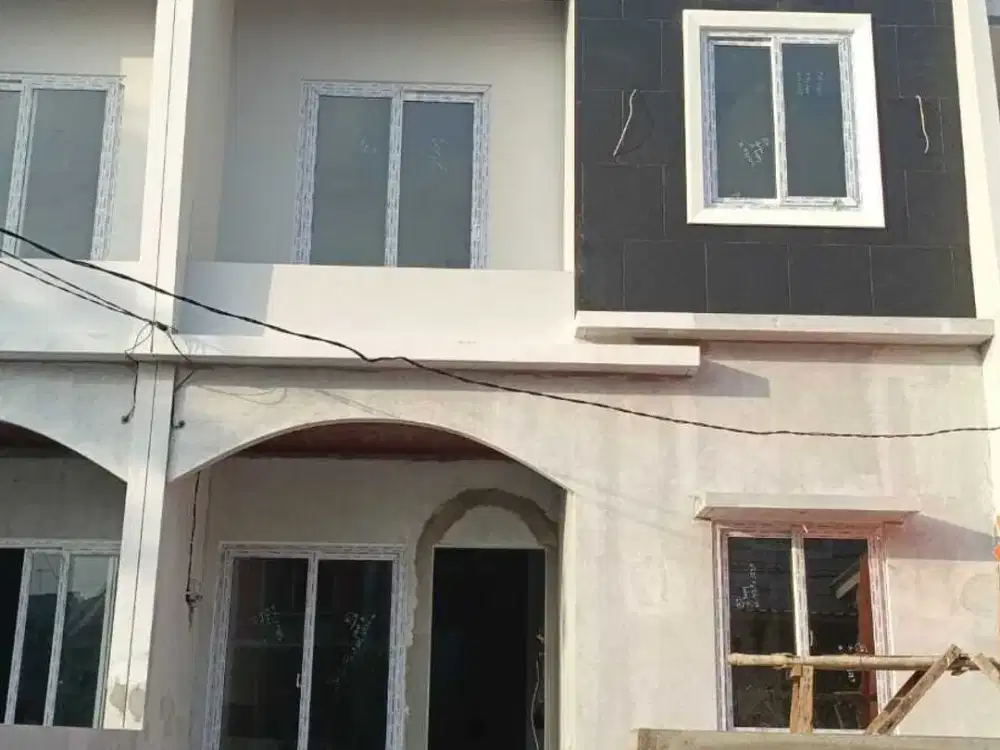 Dijual Rumah 2 Lantai Hadap Selatan di Sektor 8B By Rumah Chinida