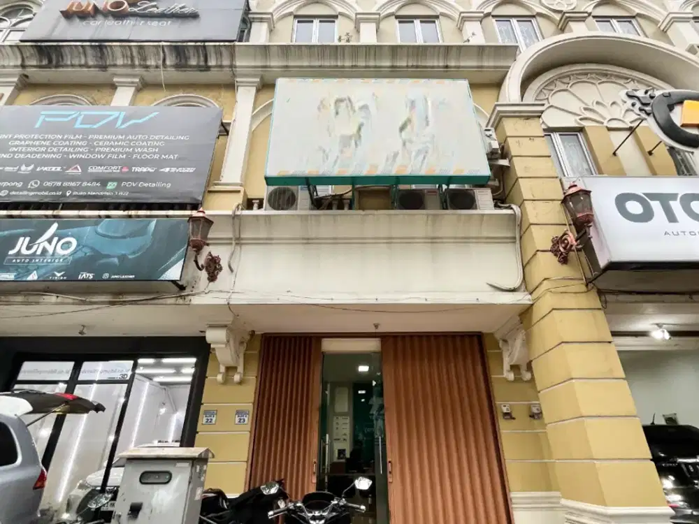 Dijual Ruko 3 Lantai Bagus di Mendrisio By Rumah Chinida