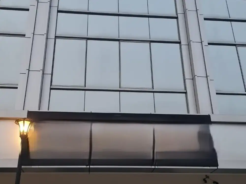 Dijual Ruko Strategis 3 Lantai La Riviera PIK 2 By Rumah Chinida