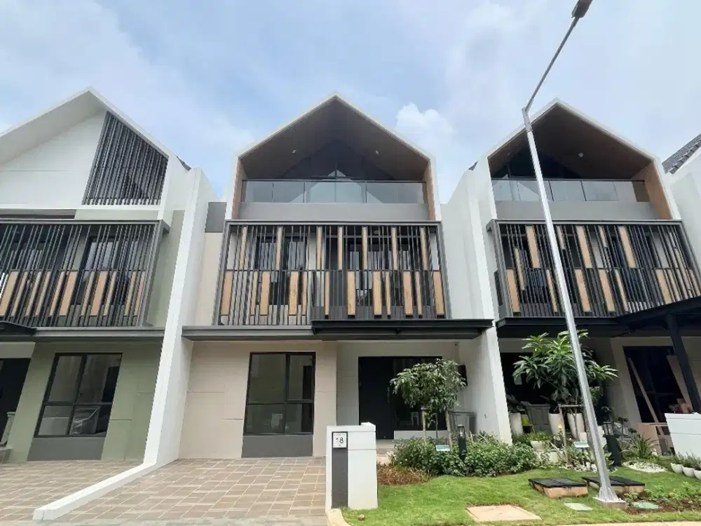 Disewakan Rumah Attic Premium 3A Bagus di Strozzi By Rumah Chinida