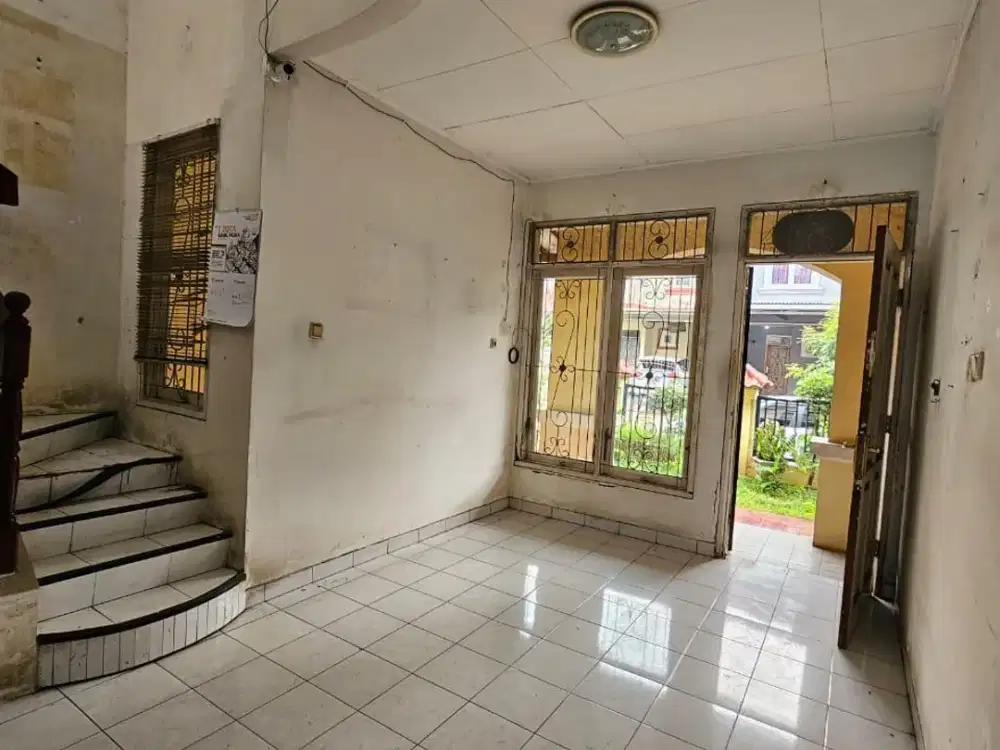 Dijual Rumah 2 Lantai lokasi Strategis Sektor 1G By Rumah Chinida