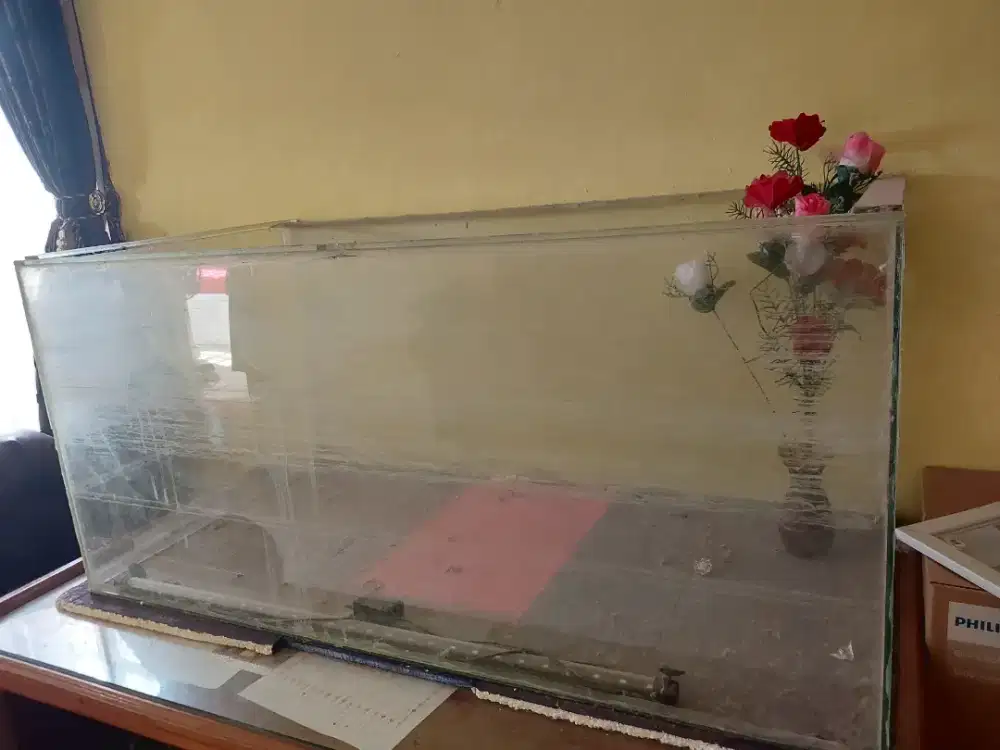 Aquarium bekas murce