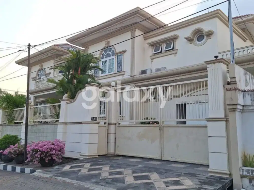 Rumah mewah full furnish full marmer hook siap huni di mayjen sungkono surabaya