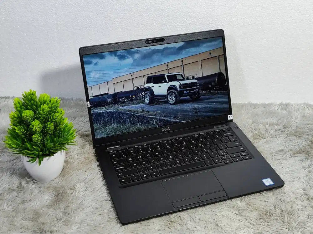 DELL LATITUDE 5300