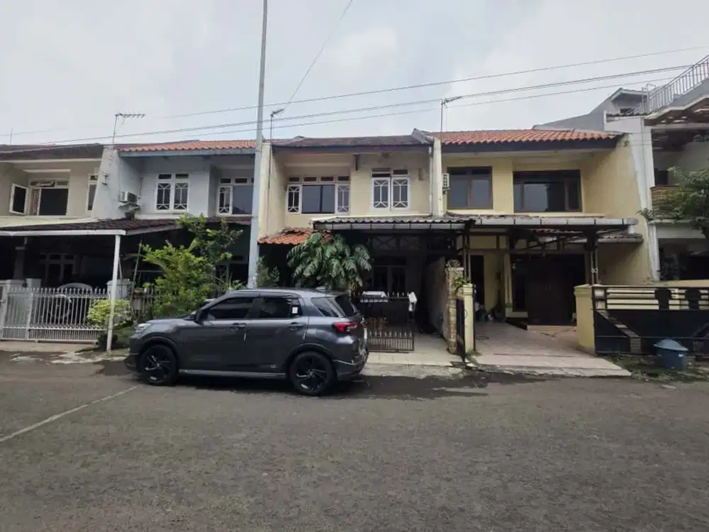 DIJUAL RUMAH SIAP HUNI Perum Regency Blok D Jakarta TIMUR Posisi bagus
