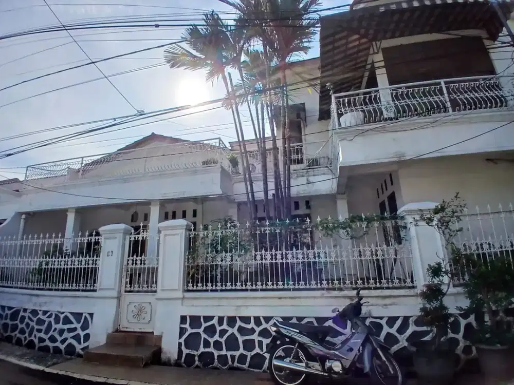 Dijual rumah dalam komplek BPK cinere