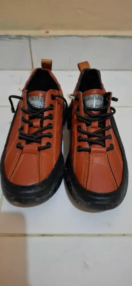 Sepatu Butik DESIGN VOGUE unisex