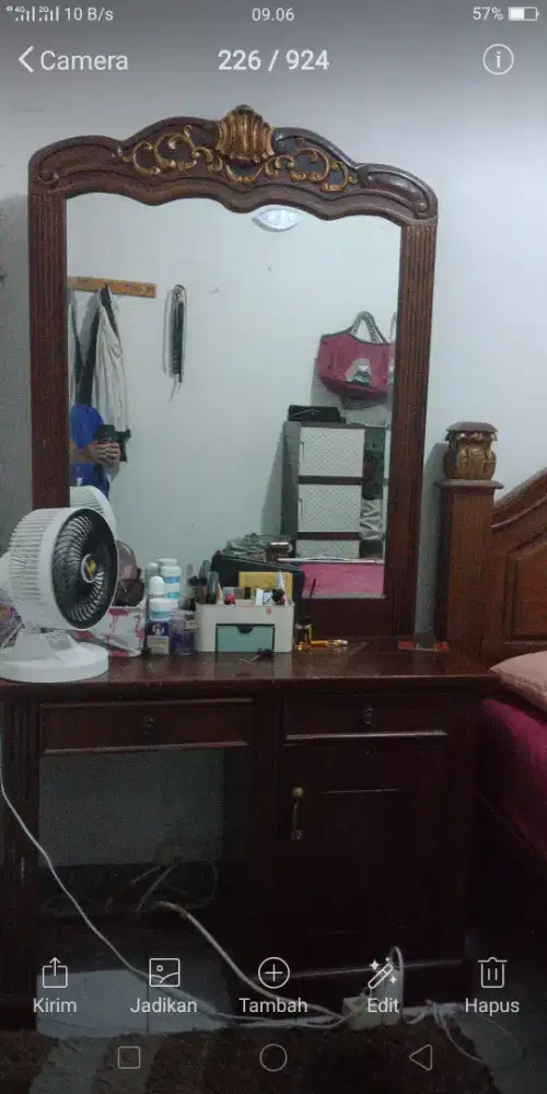 Meja kaca hias/ dadan