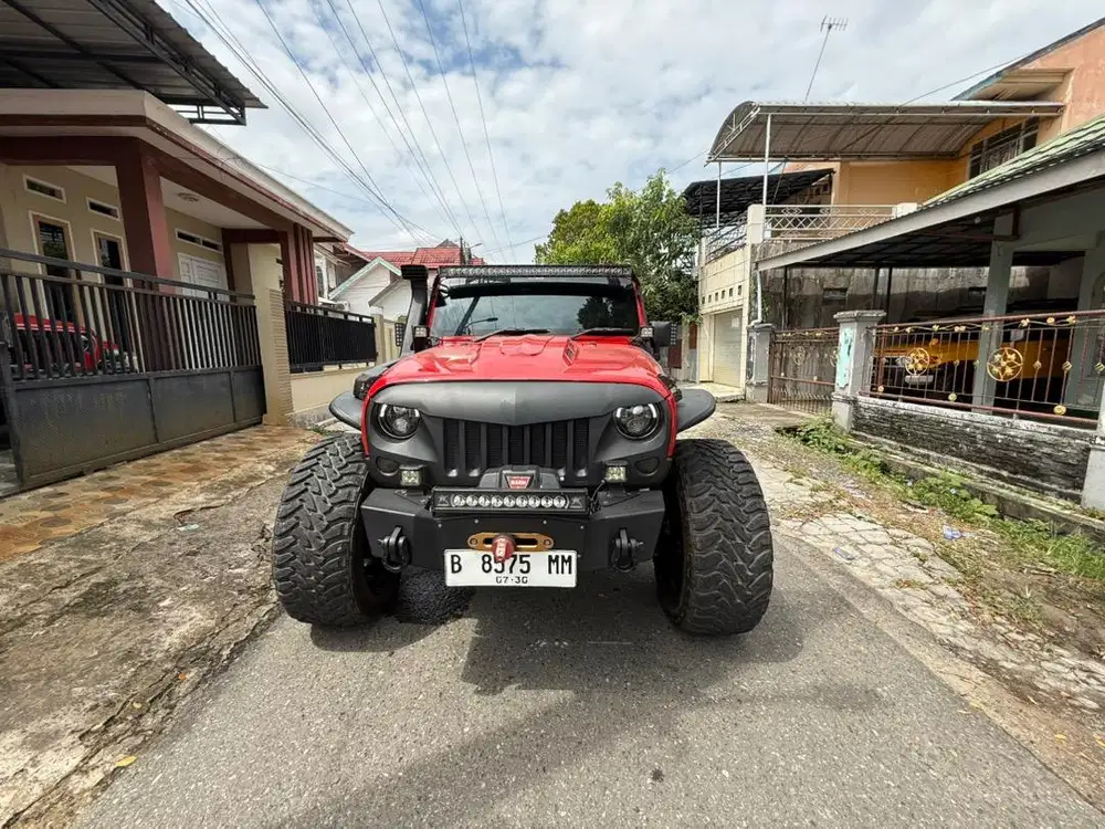 Jeep rubicon brute tangan pertama km 9000