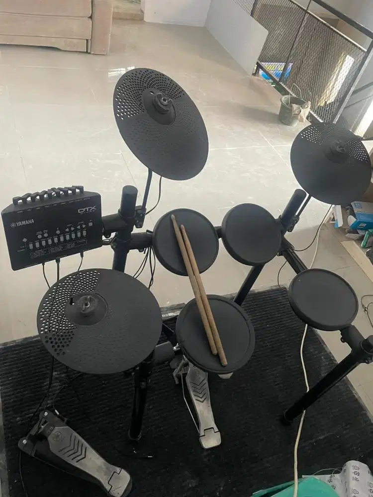 Yamaha Drum Elektrik DTX 452K