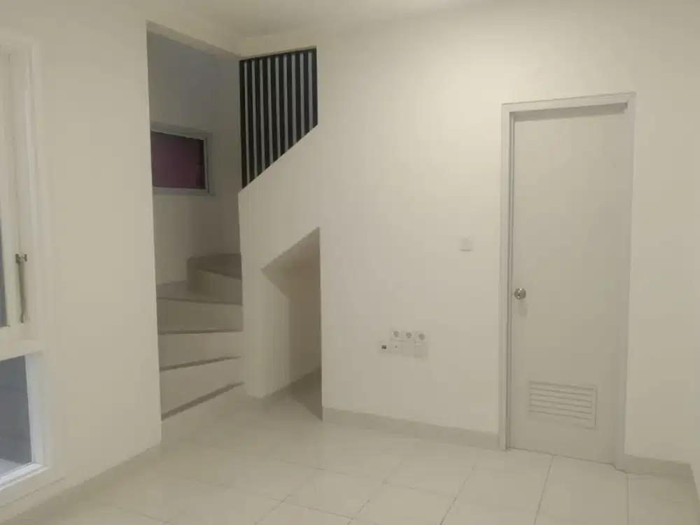 Disewa Rumah SIap Huni di Cluster MARTINEZ