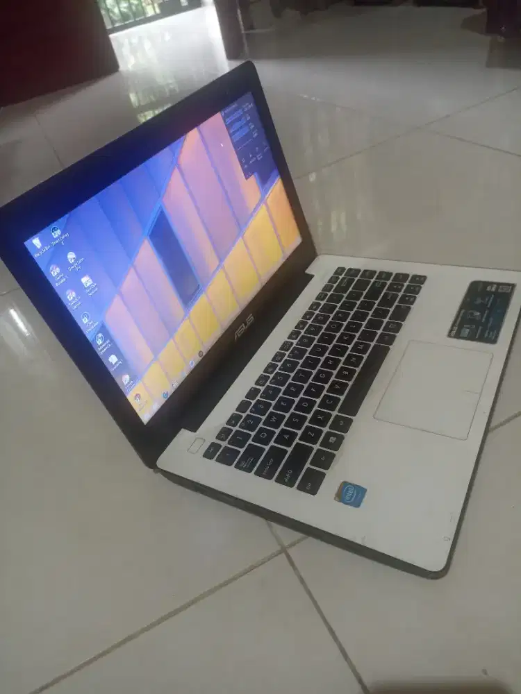 Laptop Asus X453MA