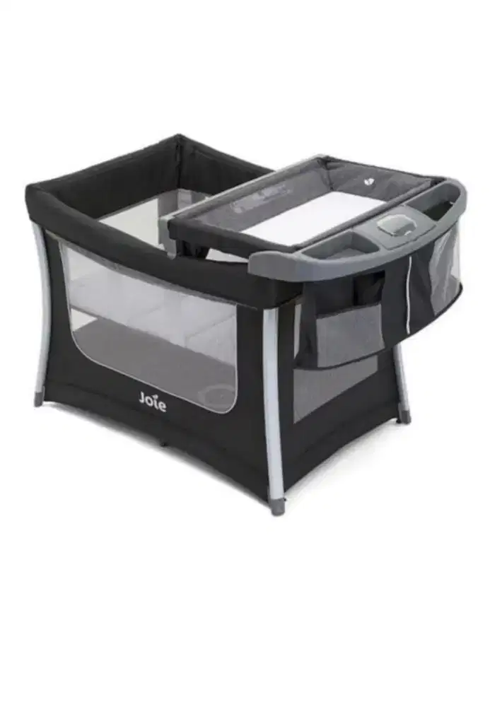 Preloved Box Bayi Joie illusion Travel Cot