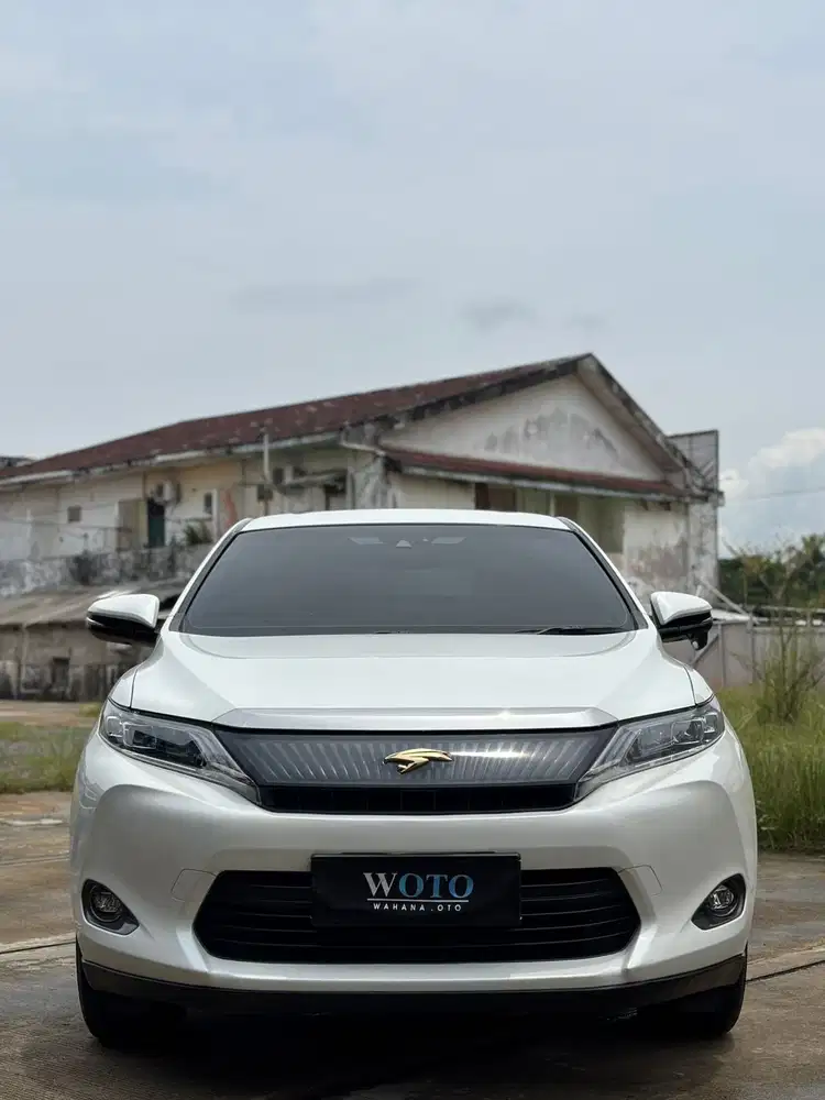 [ CBU ] Toyota Harrier 2.0L AT Facelift 2017