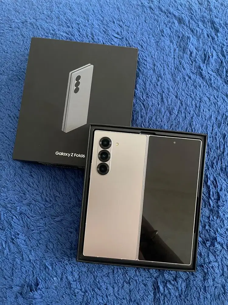 SAMSUNG Z FOLD 6 Ram12/256gb SILVER