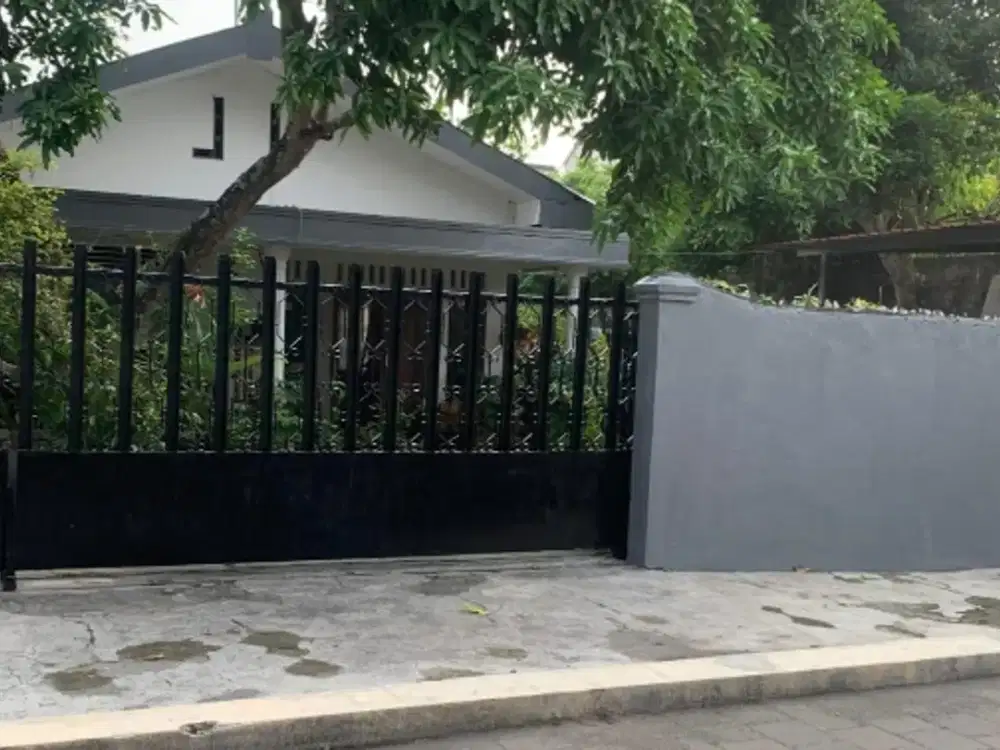 Jual tanah bonus bangunan layak huni dekat jalan damai