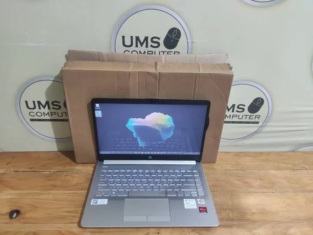 HP 14S DK1524AU AMD ATHLON SILVER 3050U Ram 8GB SSD 512GB